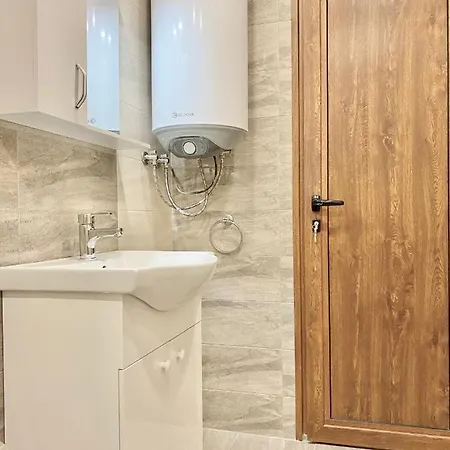 Location With 2bath For 6 Guests Appartamento