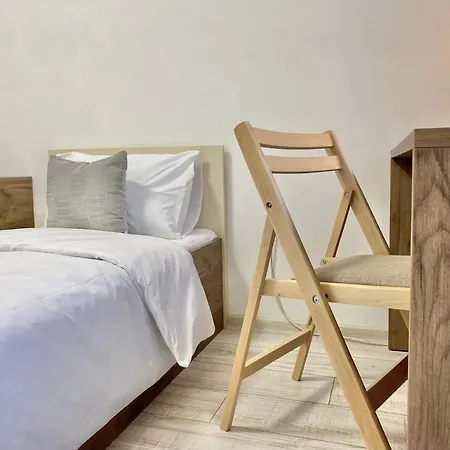 Location With 2bath For 6 Guests