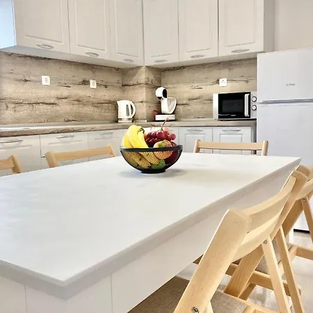 Location With 2bath For 6 Guests Apartment Stara Sagora