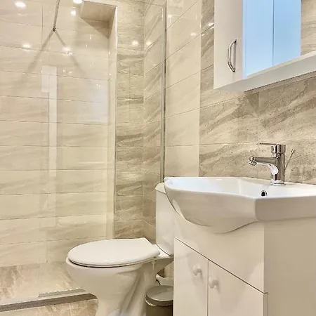 Appartamento Location With 2bath For 6 Guests