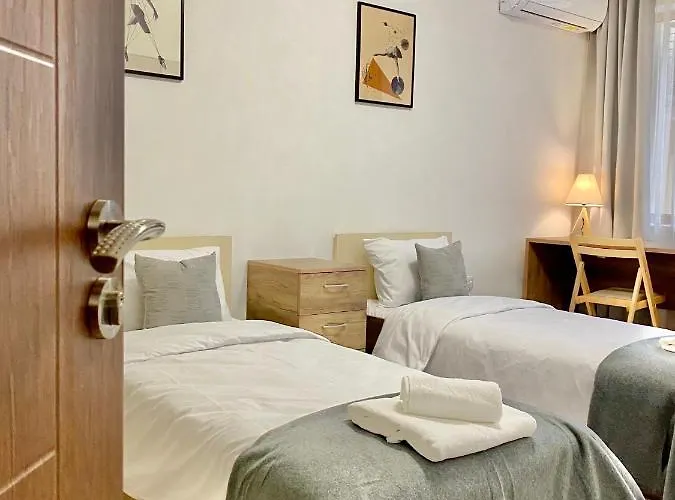 Location With 2bath For 6 Guests *