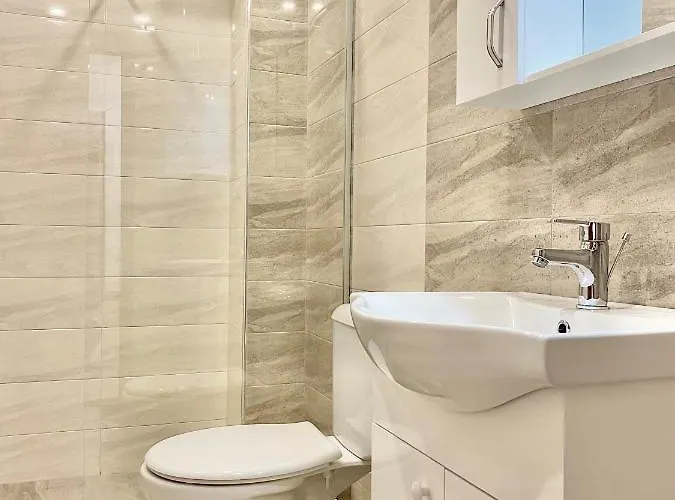 Apartament Location With 2bath For 6 Guests